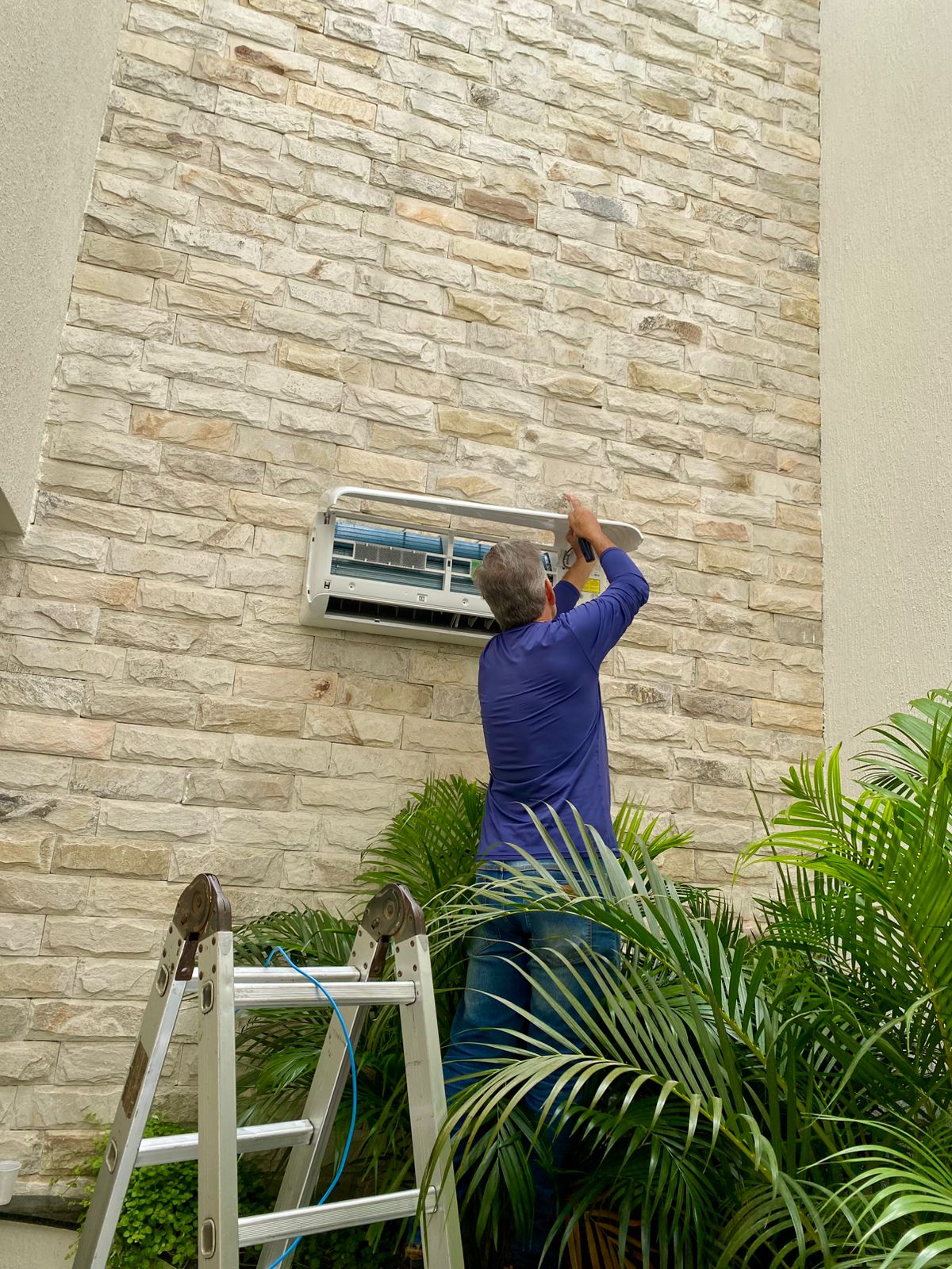 WhatsApp Image 2025-09-19 at 13.24.23 (1)